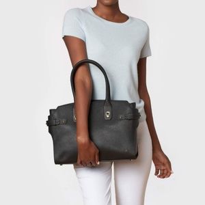 New Etienne Aigner Black Leather Dylan Tote NWT